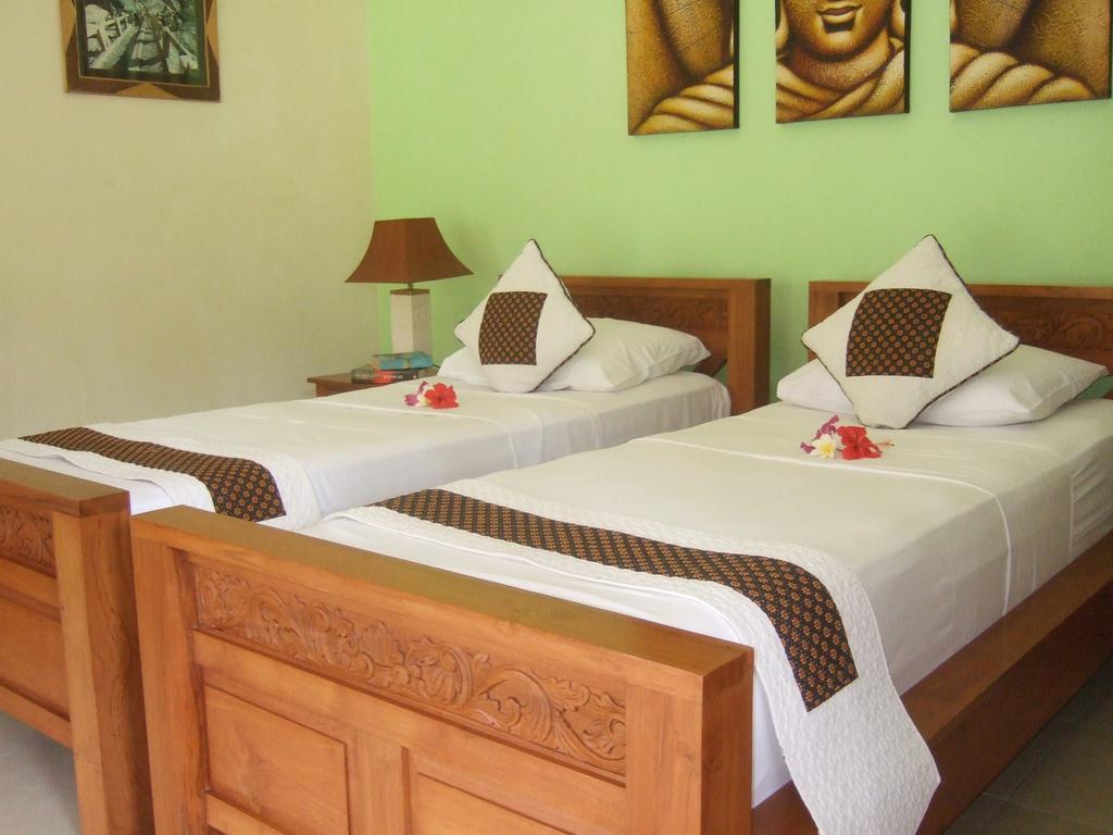 Guesthouse Rumah Senang Kalibaru エクステリア 写真